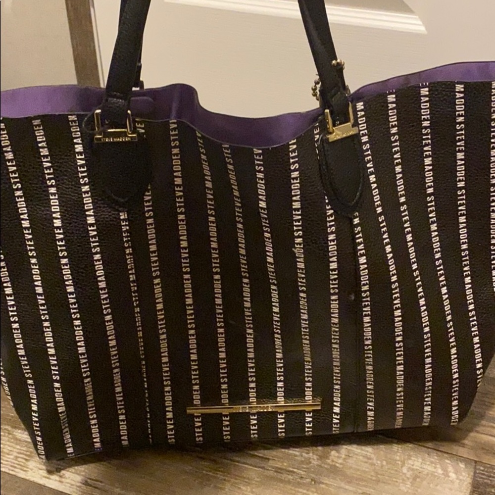 Steven madden tote bag.